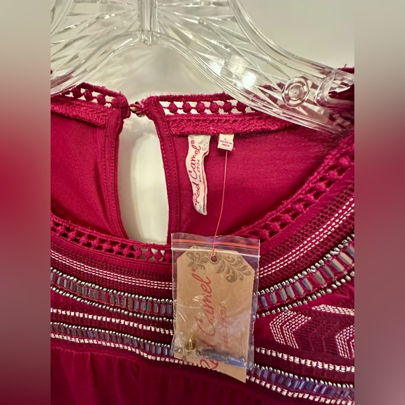 NWT Sangria/ Wine Embroidered Long Sleeve Top – Women’s Large - Picture 4 of 7